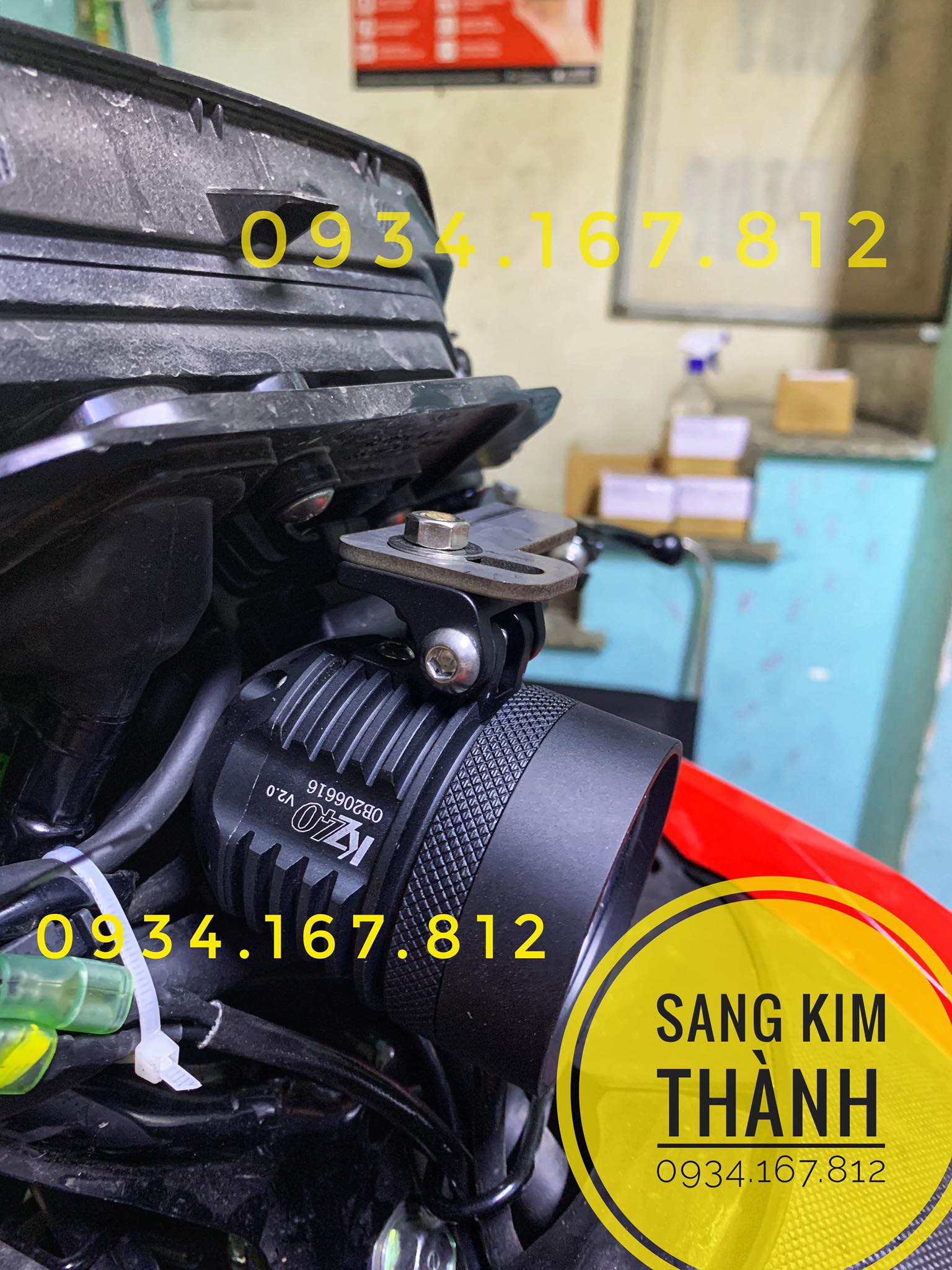 [HCM]Pát Gắn Đèn Trợ sáng lỗ kèn Winner X