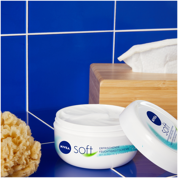 Kem dưỡng da Nivea soft hộp 200ml