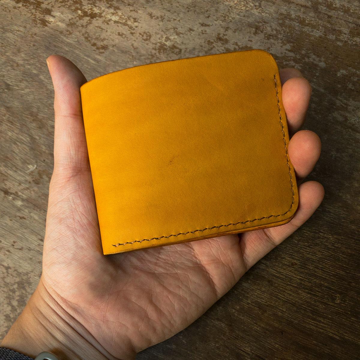 VÍ MINI DA - DA BÒ THẬT - VÍ THỦ CÔNG MÀU VÀNG DTLEATHER DB113