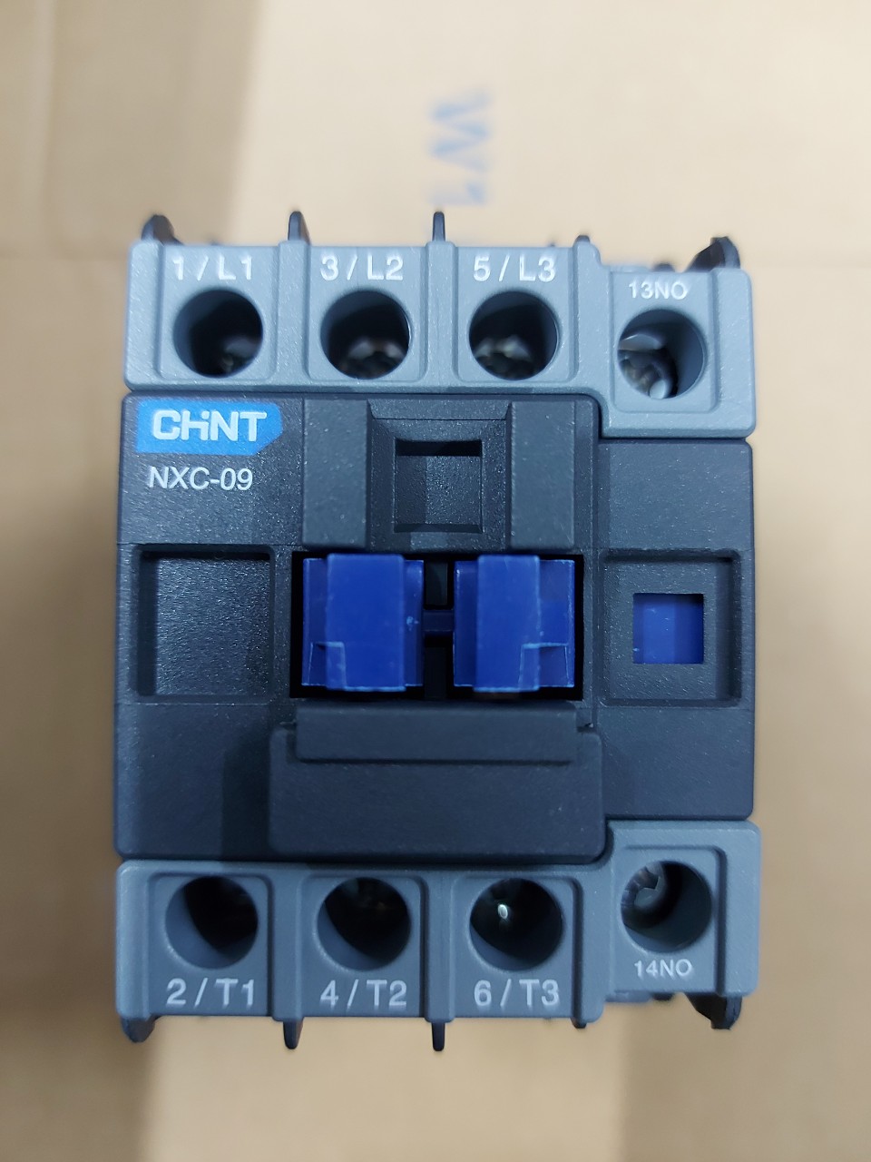 Khởi động từ CHINT NXC 09A-220V
