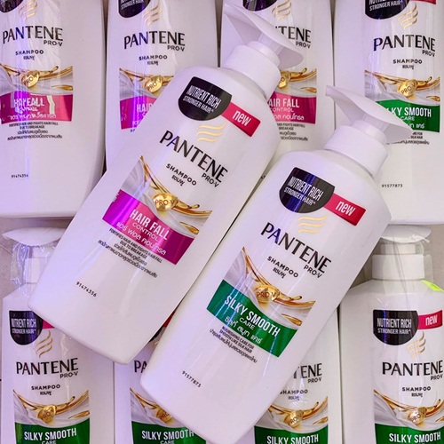 Dầu gội Pantene Pro-V 450ml Thái Lan với dưỡng chất tăng cường cung cấp vitamin cần thiết nuôi tóc cho tóc bong khỏe suôn mượt và dễ chải với công nghệ cao kết hợp vitamin tăng cường nuôi dưỡng da đầu