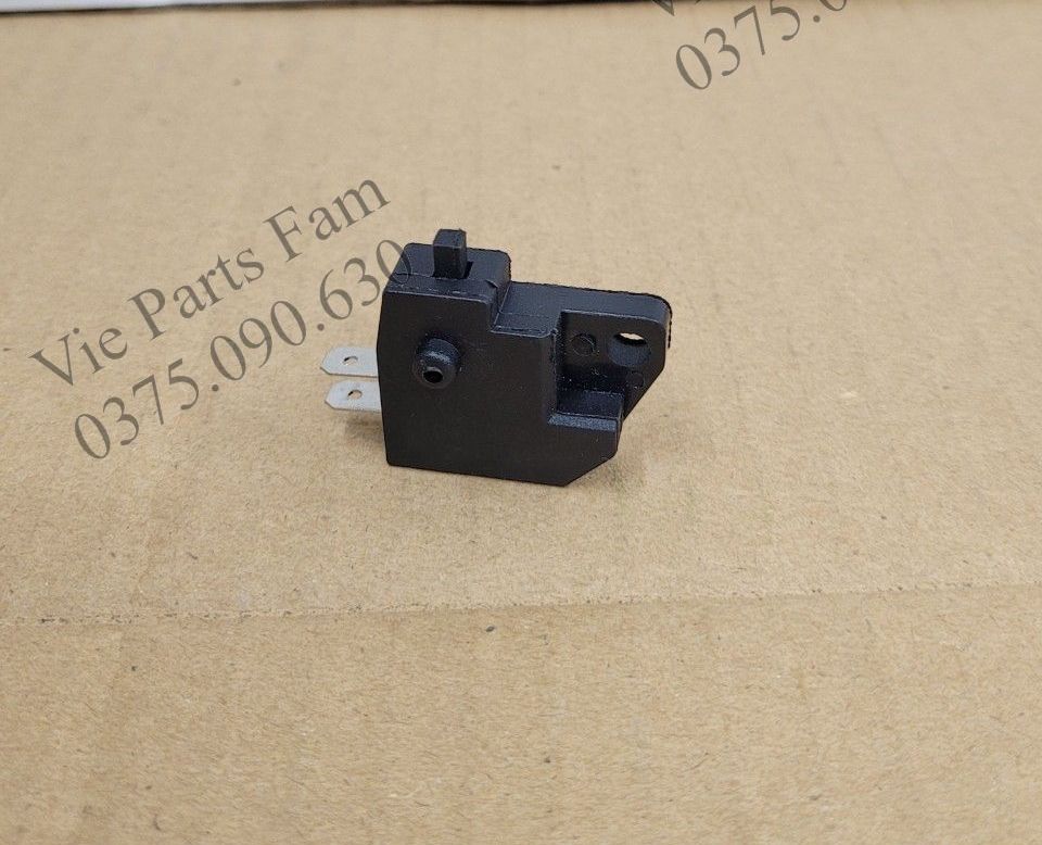 Công tắc stop tay phanh đèn hậu xe exciter, sirius, jupiter