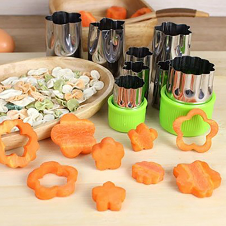 [HCM]BỘ KHUÔN TẠO HÌNH RAU CỦ QUẢ ĐA NĂNG 8 MÓN TIỆN DỤNG - BỘ KHUÔN TỈA RAU CỦ QUẢ THÔNG MINH