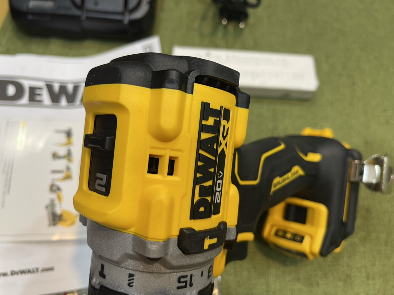 Máy khoan pin Dewalt DCD805N (Thân máy)