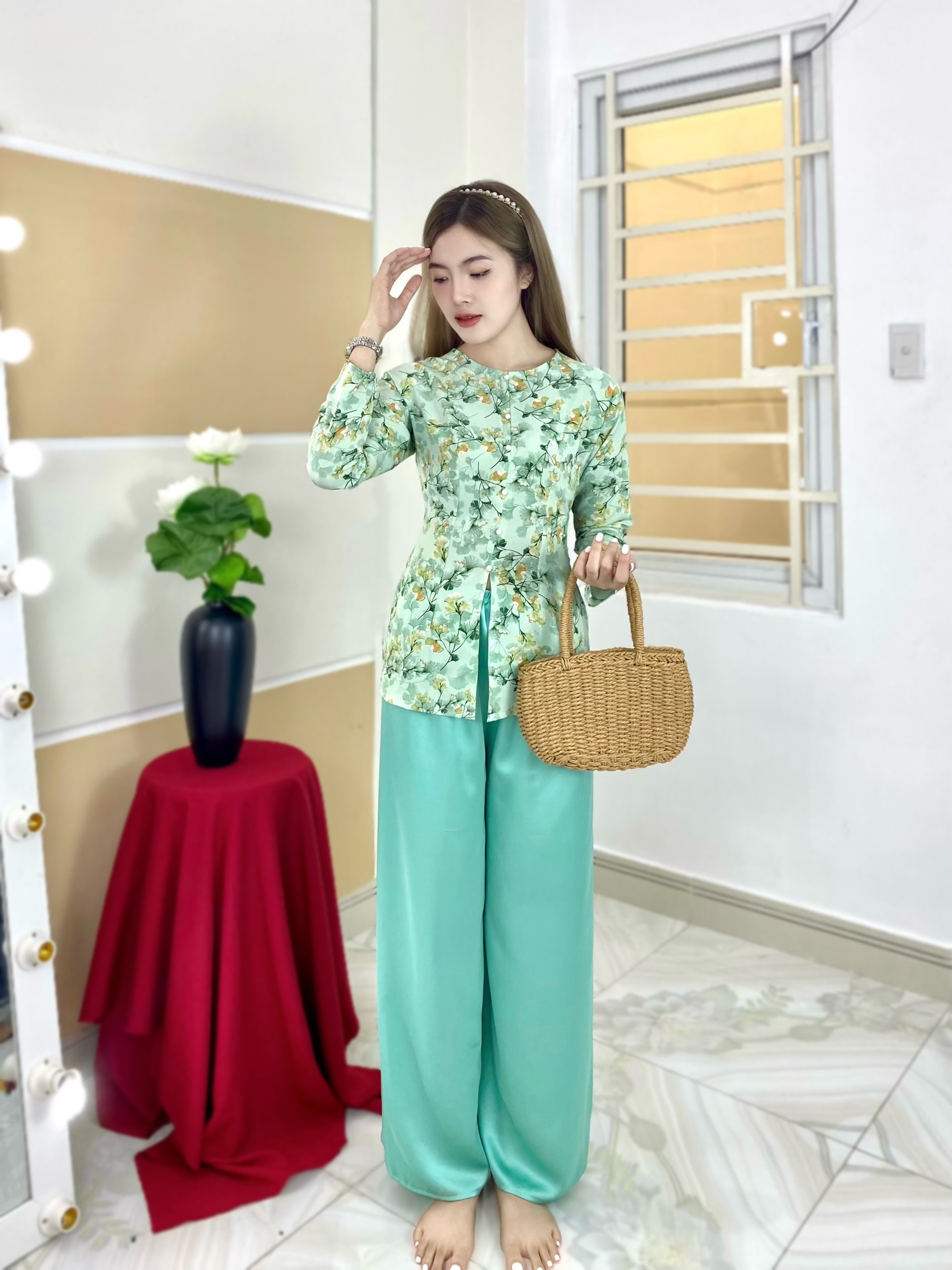 Nguyên Bộ Bà Ba Hoa Tay Dài Lụa Mango L01
