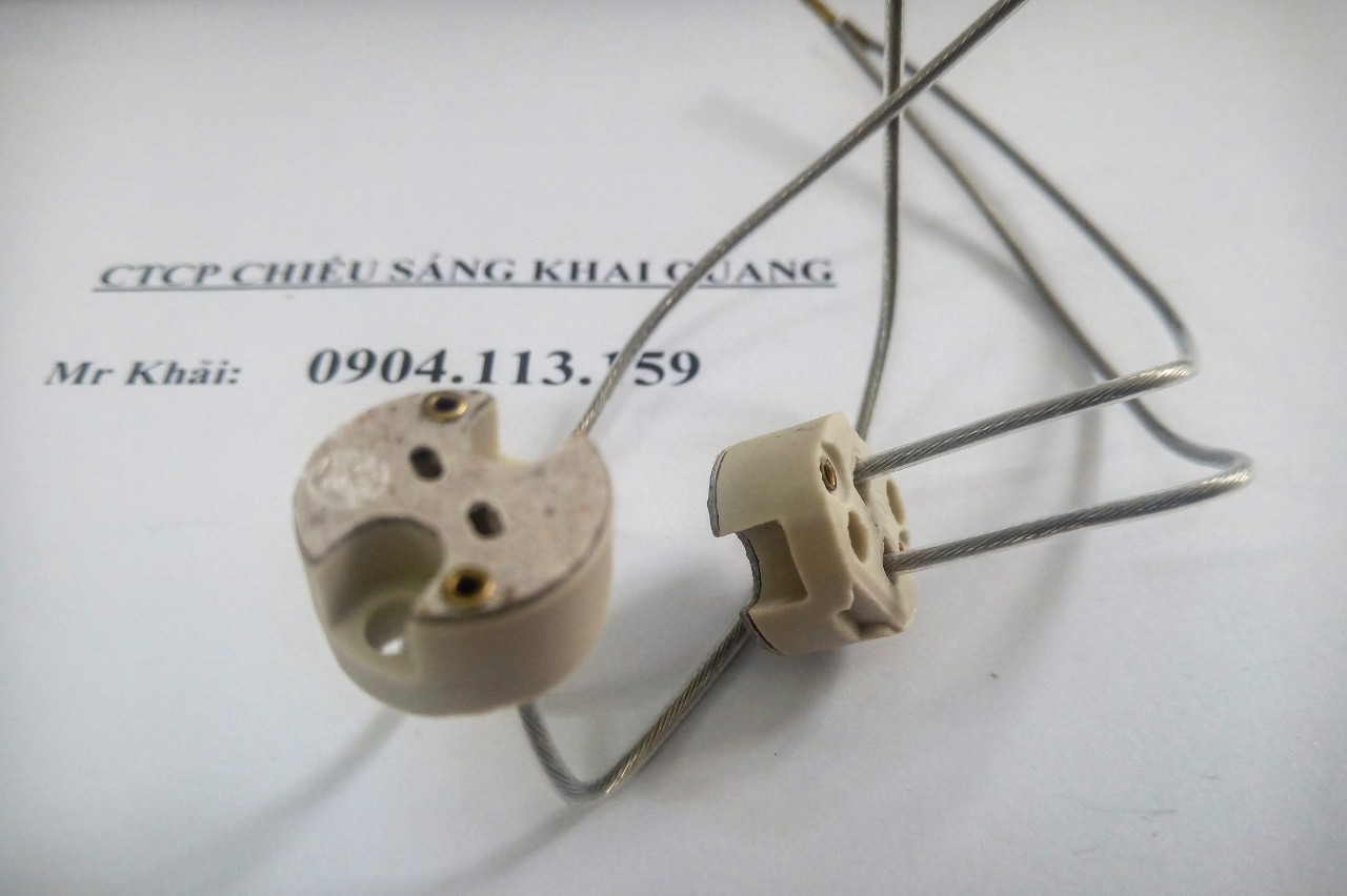 (Sale) Combo 2 đui đèn halogen G6.35, G4