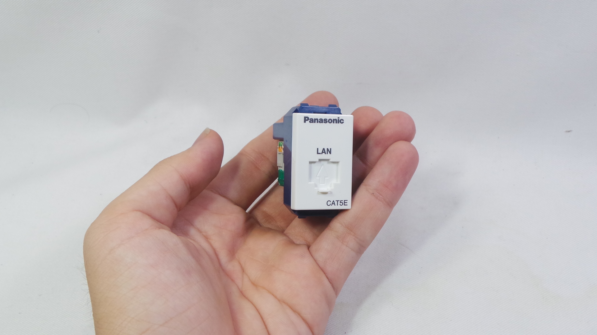 Hạt ổ cắm mạng LAN 8 lõi Panasonic Cat5e, Cat6