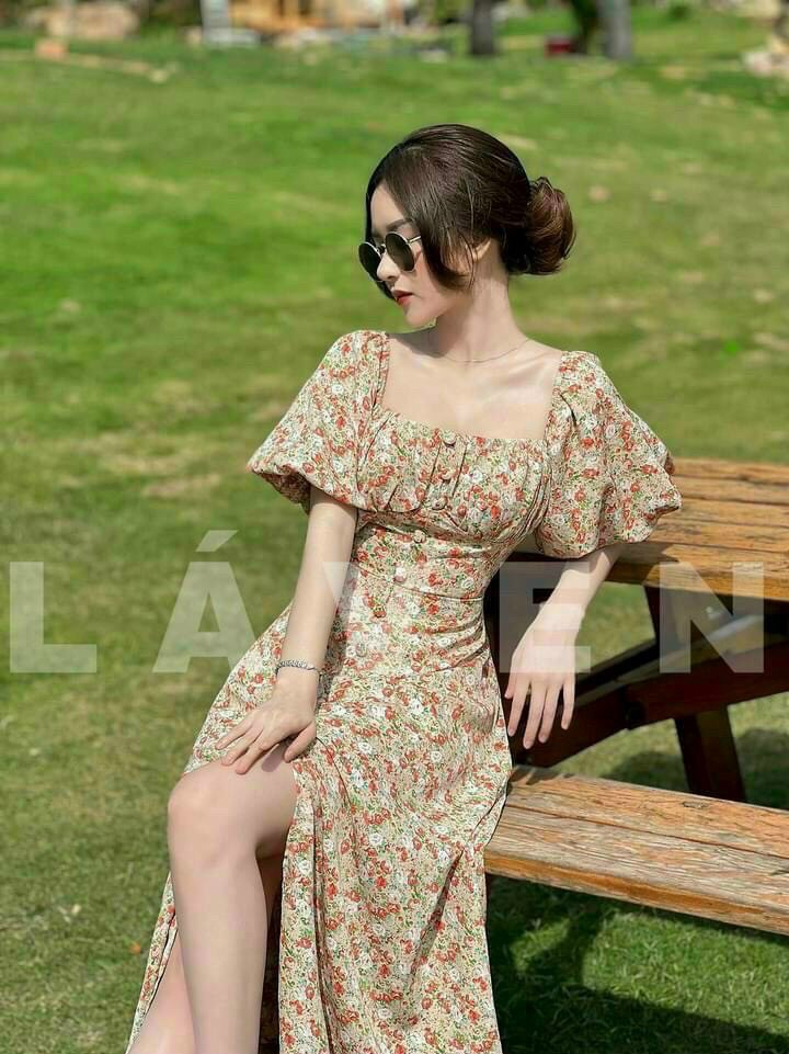 Đầm hoa nhí retro tay phồng đầm hoa xẻ tà maxi đầm nữ cổ vuông mặc đi biển đầm xòe hoa nhí dễ thương
