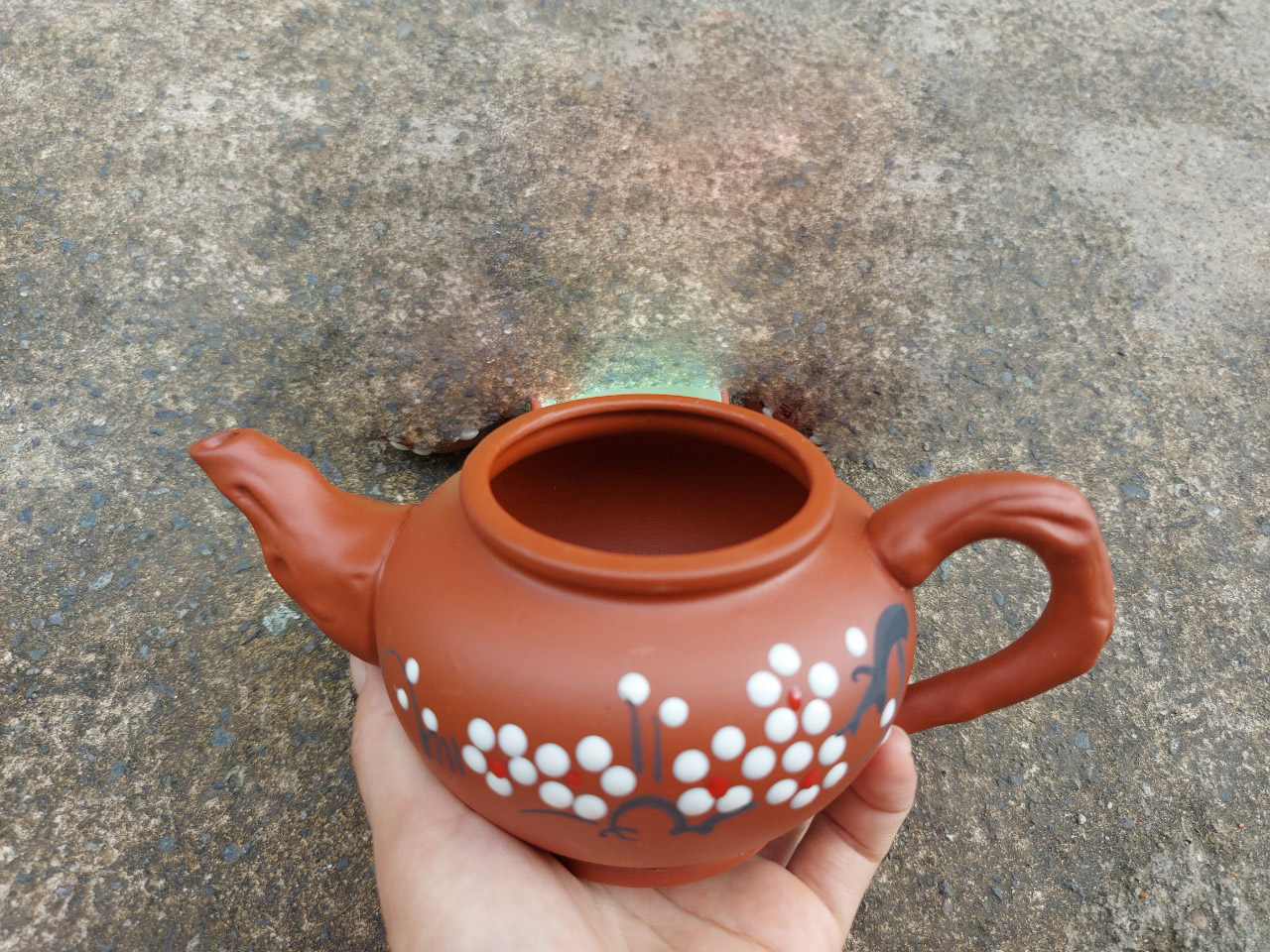 Ấm trà đất nung Bát Tràng Màu Nâu Đỏ Hoa Trắng (ấm lẻ)