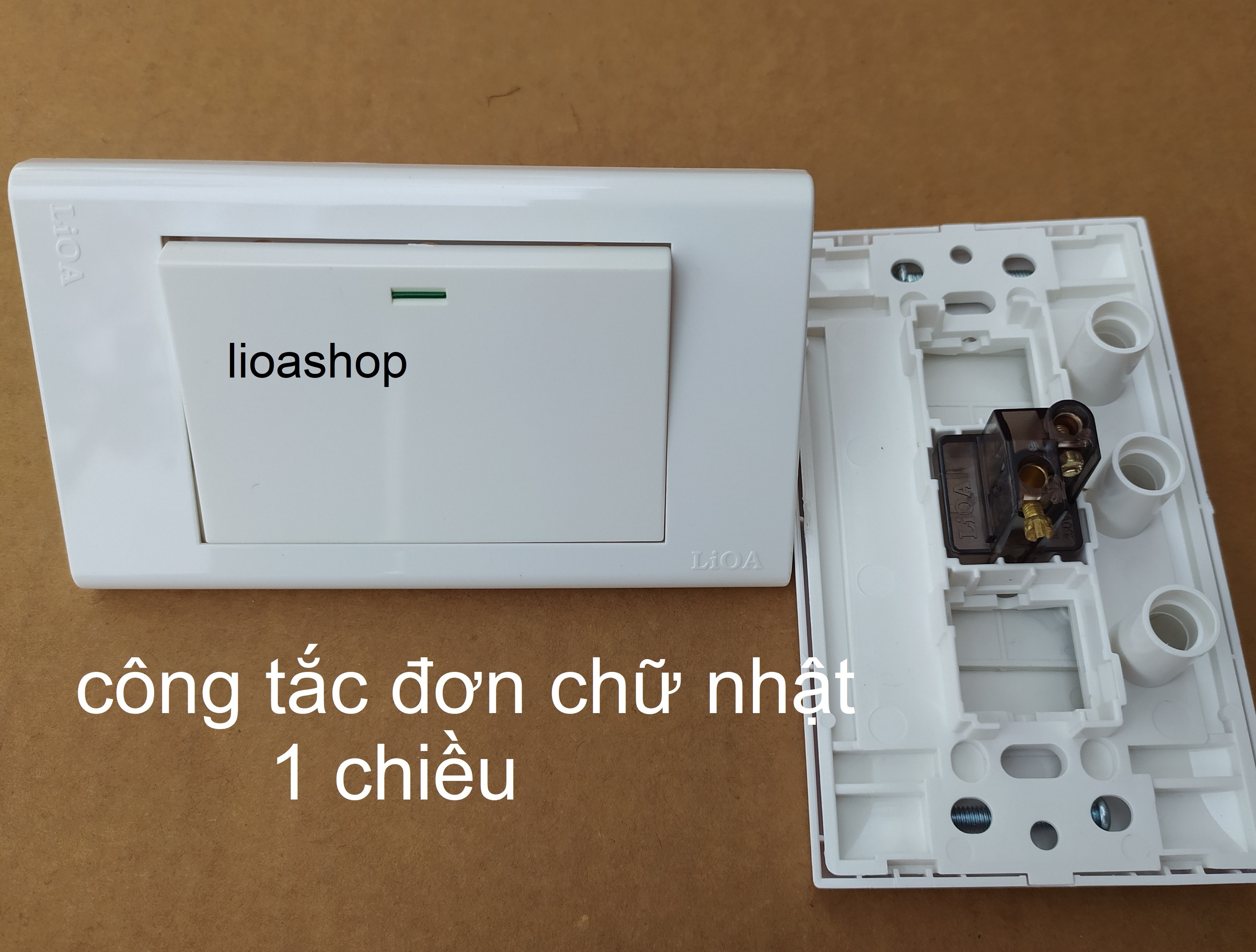CÔNG TẮC ĐƠN 1 CHIỀU VÀ 2 CHIỀU LiOA PHÍM TO CHỮ NHẬT.