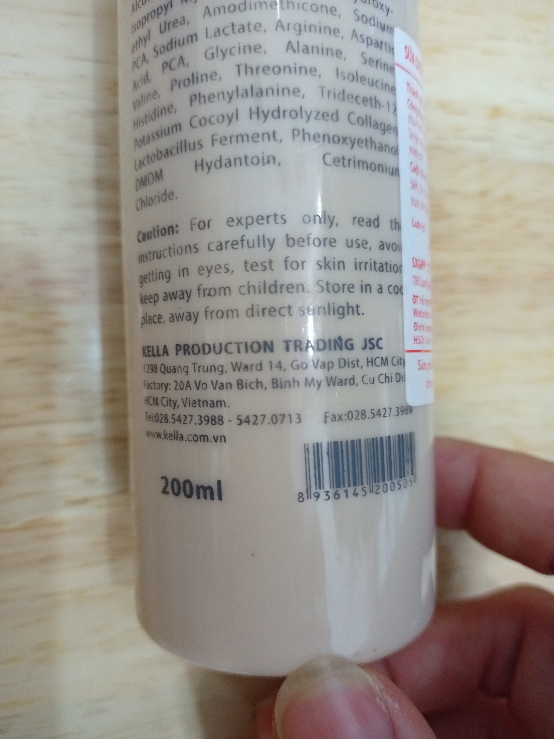 200ml xịt dưỡng tóc collagen kella A+