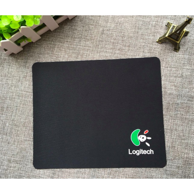 [HCM][SỈ-LẺ] Miếng Lót Chuột Logitech Giá Siêu Rẻ (25 x 18cm)