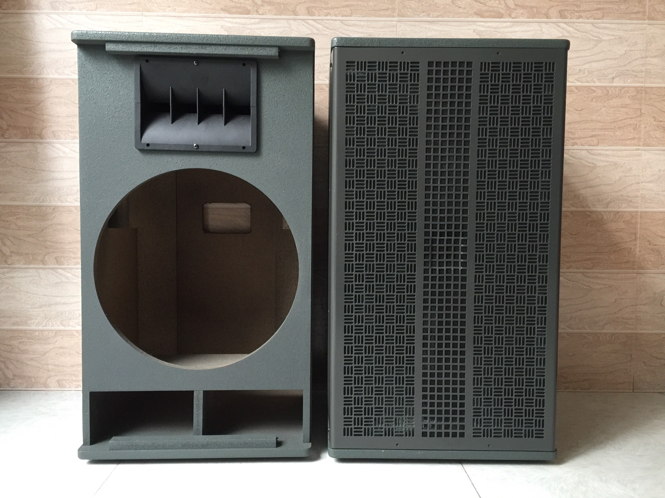Vỏ thùng loa 4 tấc họng Array