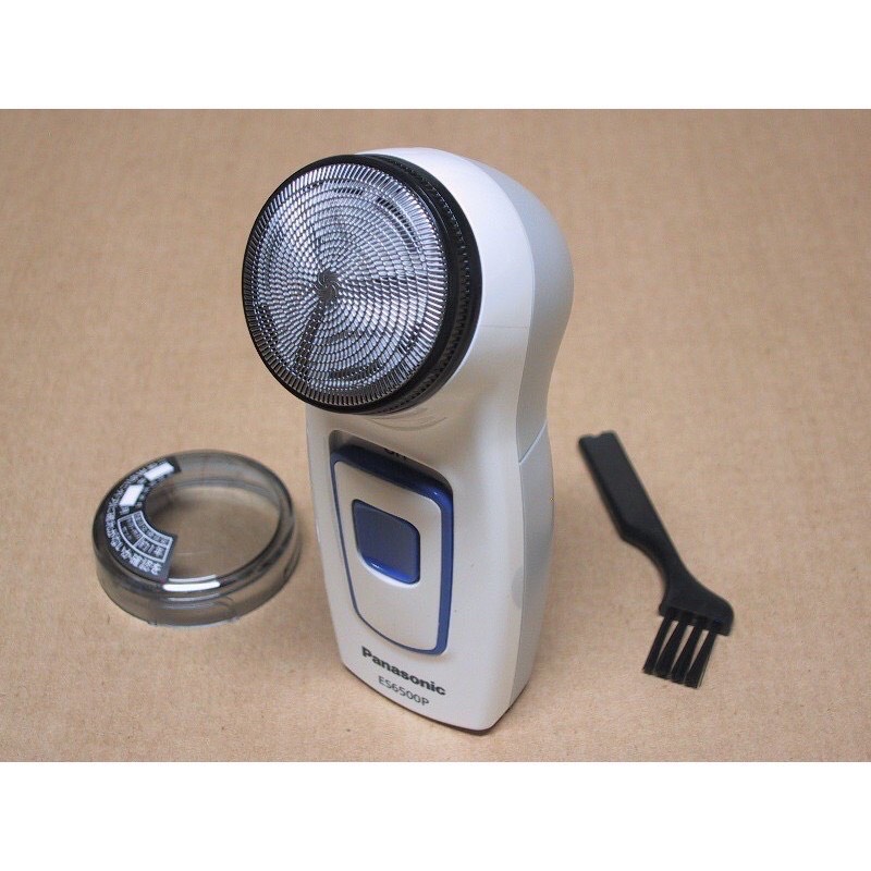 Máy cạo râu Panasonic ES6500P-W