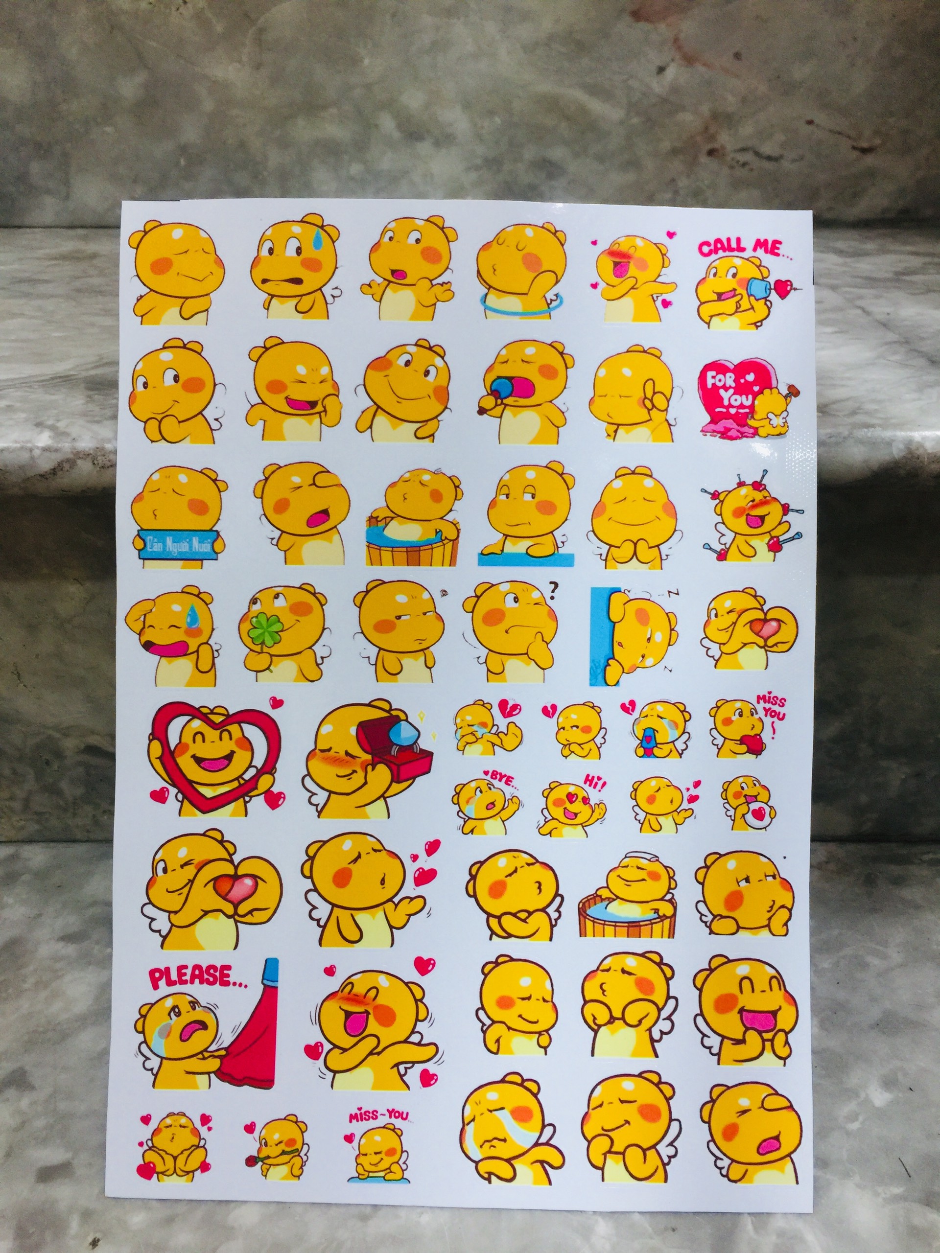 Set 30-100 Sticker khủng long Vàng Qoobee hình dán có ép lụa