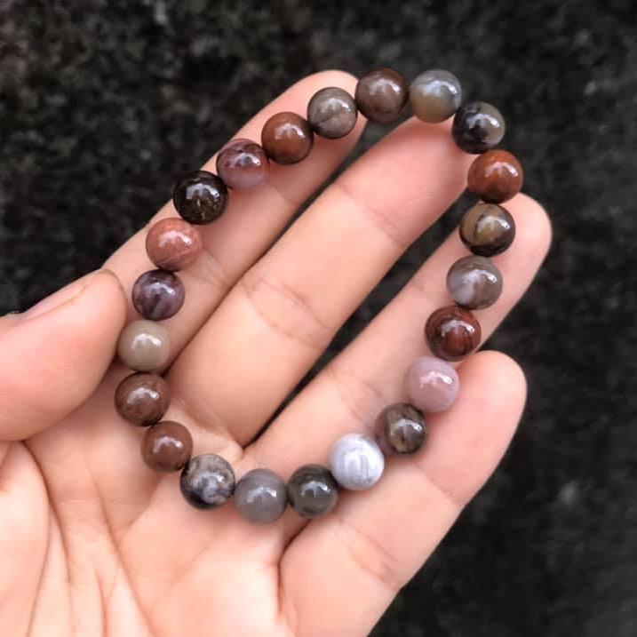 [HCM]VÒNG TAY GỖ HÓA THẠCH 8LY- TẶNG KÈM HẠT VÀ DÂY DỰ PHÒNG