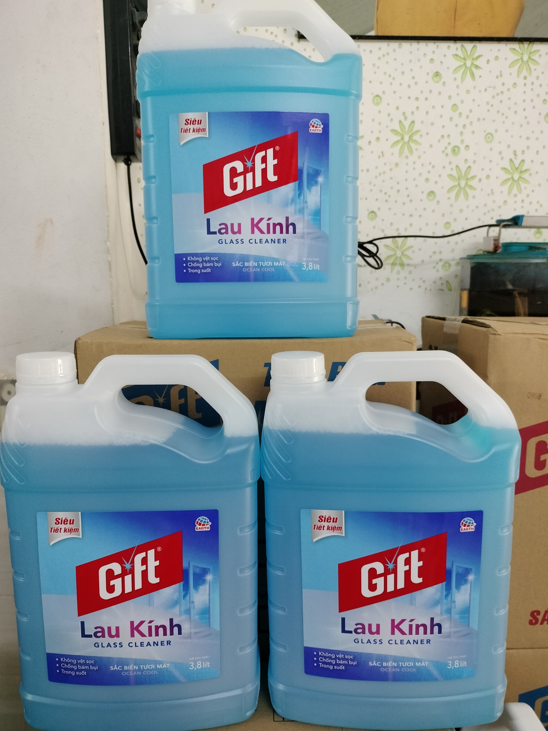 Nước lau kính Gift 3.8 lít