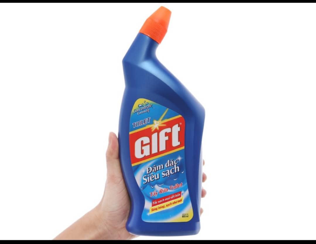 combo 2 chai nước tẩy tolet gift 600ml siêu sạch