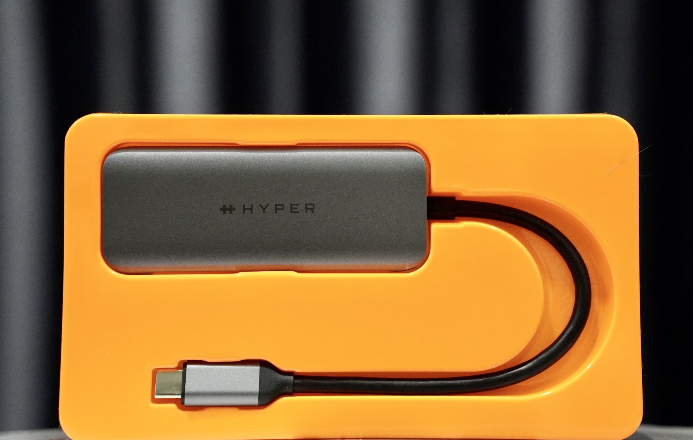 Cổng chuyển HyperDrive USB-C TO HDMI 8K 60HZ / 4K 144HZ đầu tiên và siêu nhỏ gọn