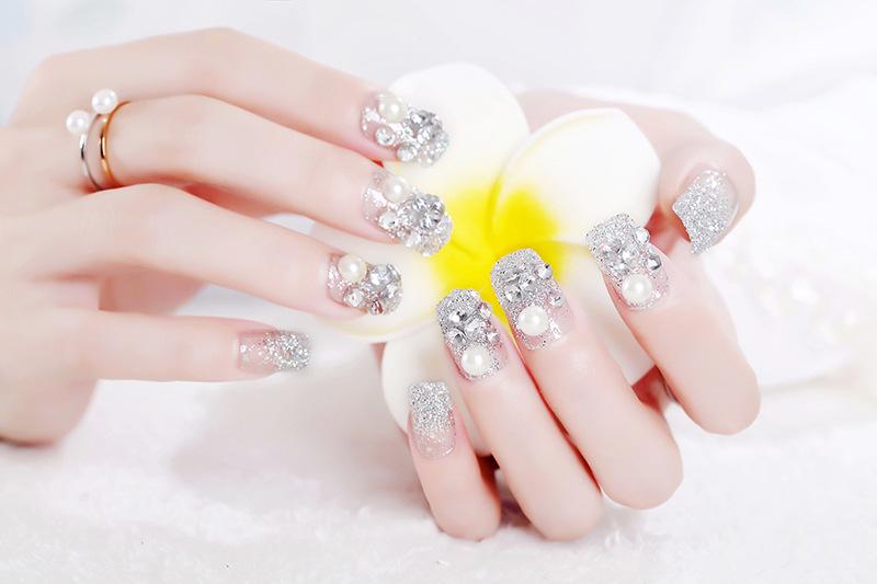 [HCM]Bộ 24 Móng Tay Giả Trắng Nhũ Đá (keo sẵn)