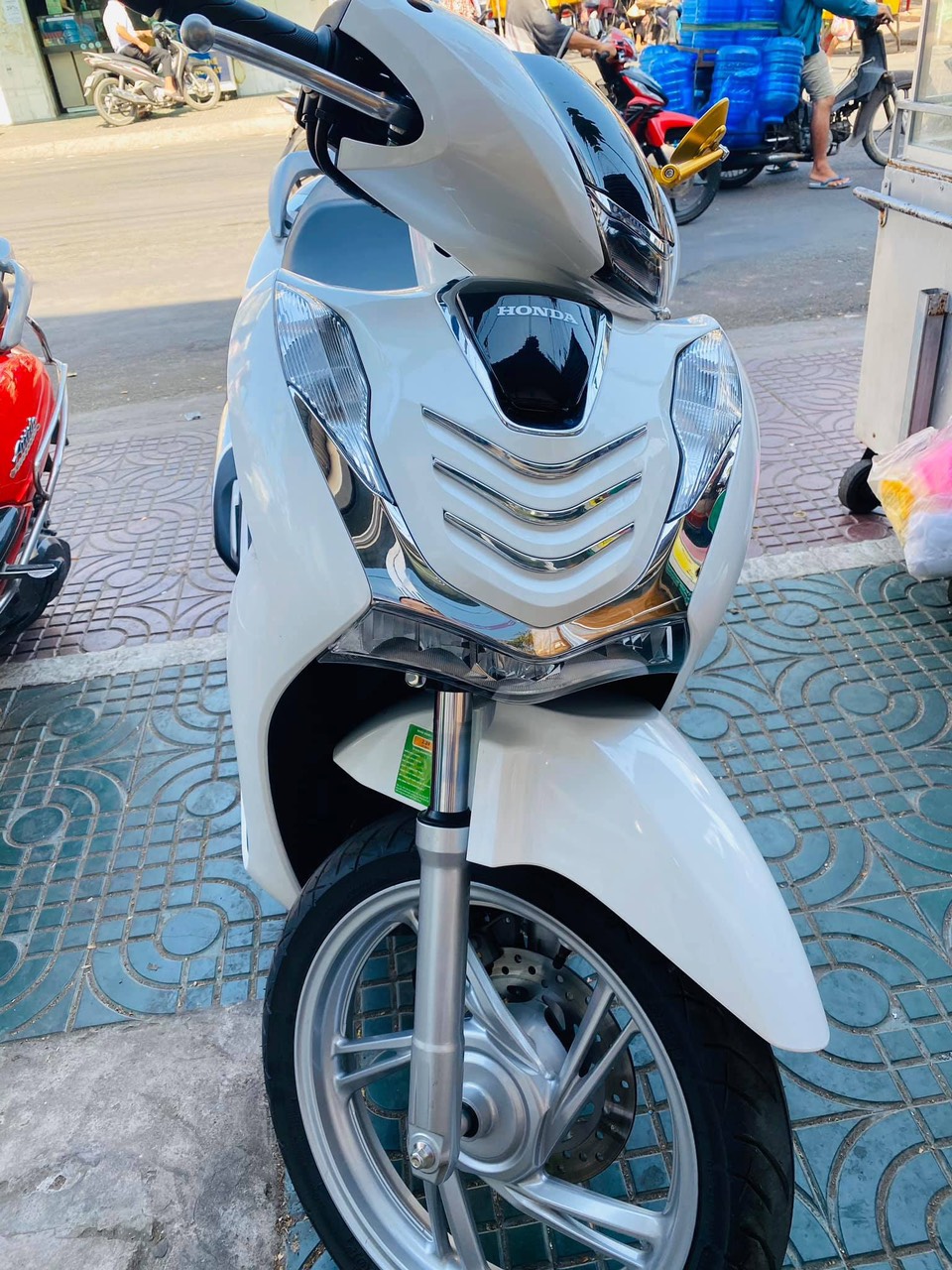 MẶT NẠ SH 2020 KIỂU V2 ( 3 SỌC)