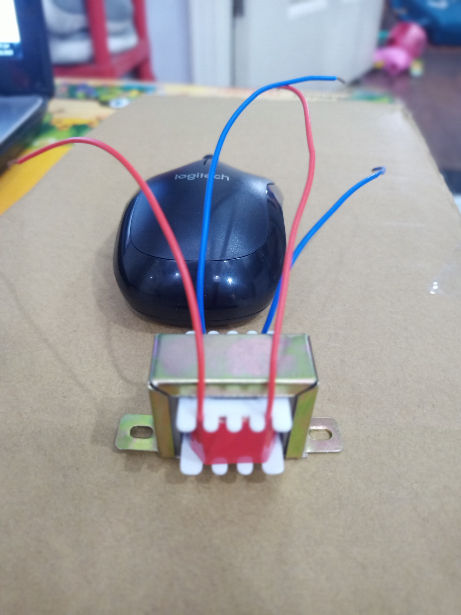 Biến áp 12v nuôi mạch timer, relay, máy hàn cell pin 450mA