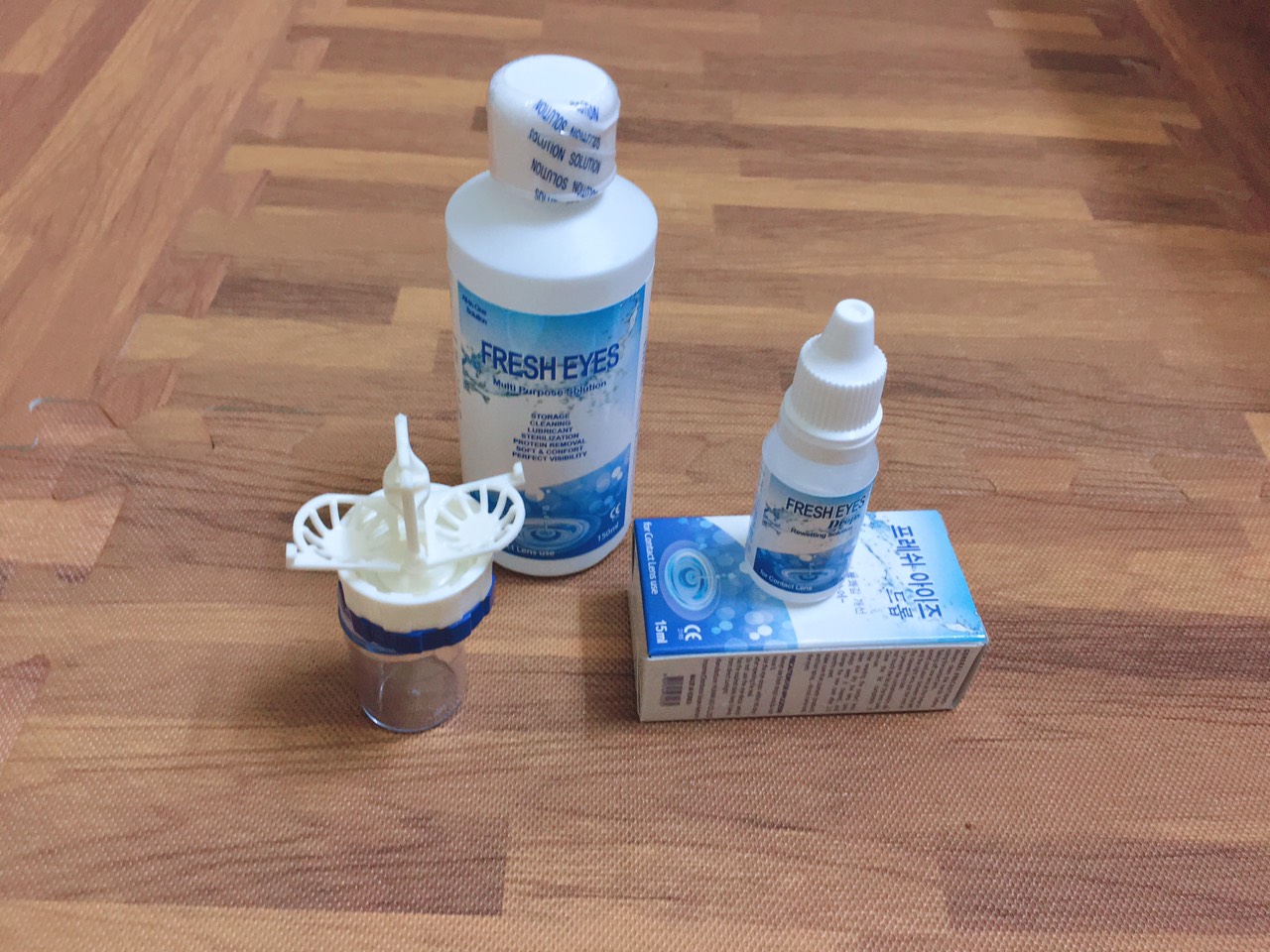 Combo nước ngâm lens - nhỏ mắt -cốc rửa lens