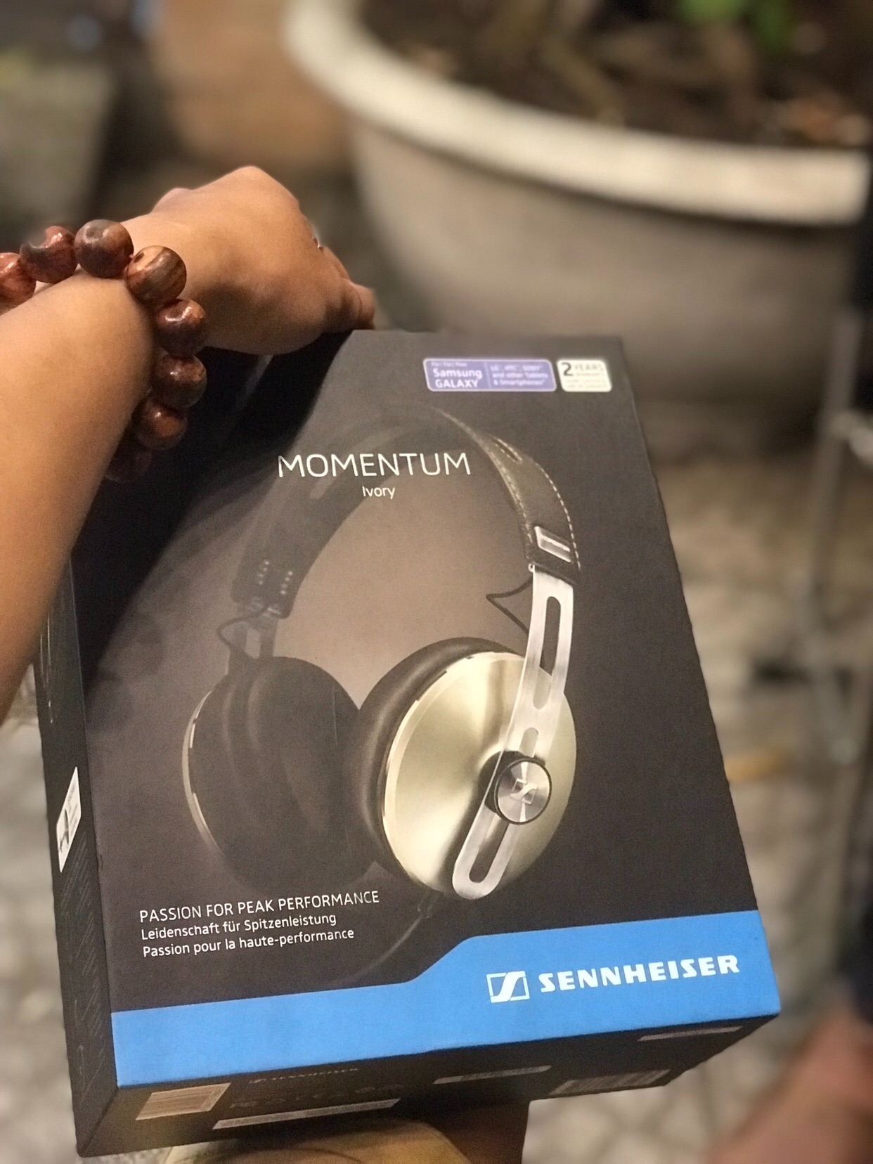 Tai nghe SENNHEISER Momentum 2.0 Around Ear