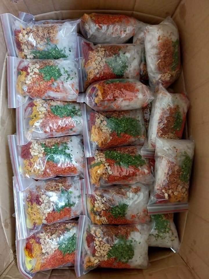 1 bịch bánh tráng trộn