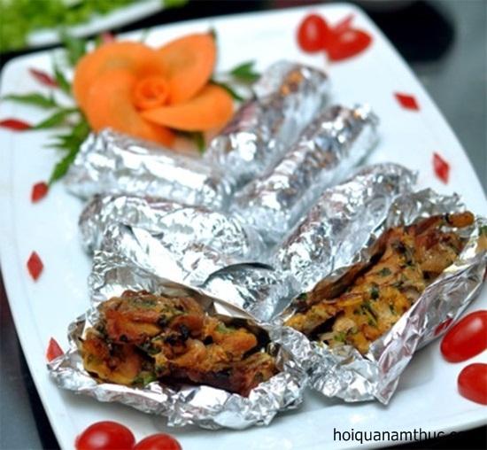 Cuộn giấy bạc nướng đồ ăn