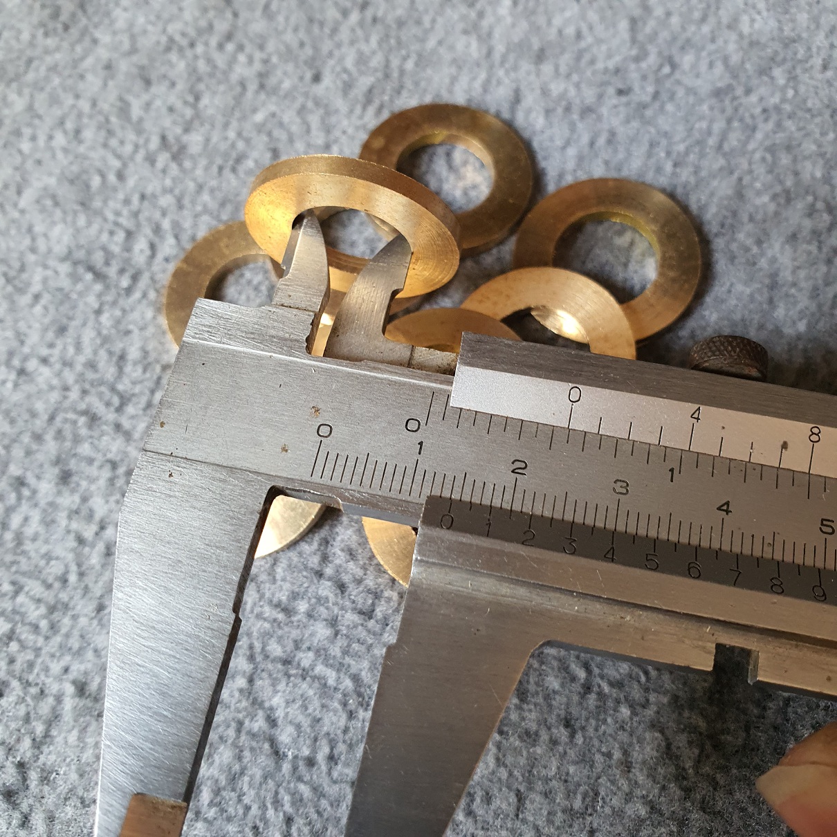 Long đền đồng thau M14