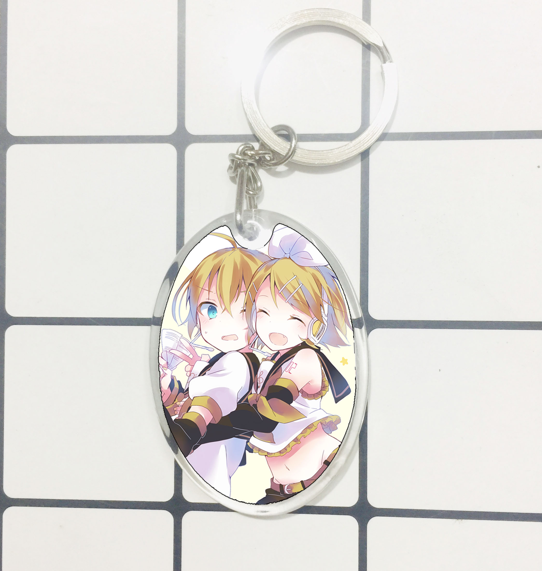 Móc khoá trong Kagamine Rin& Len combo 2 móc