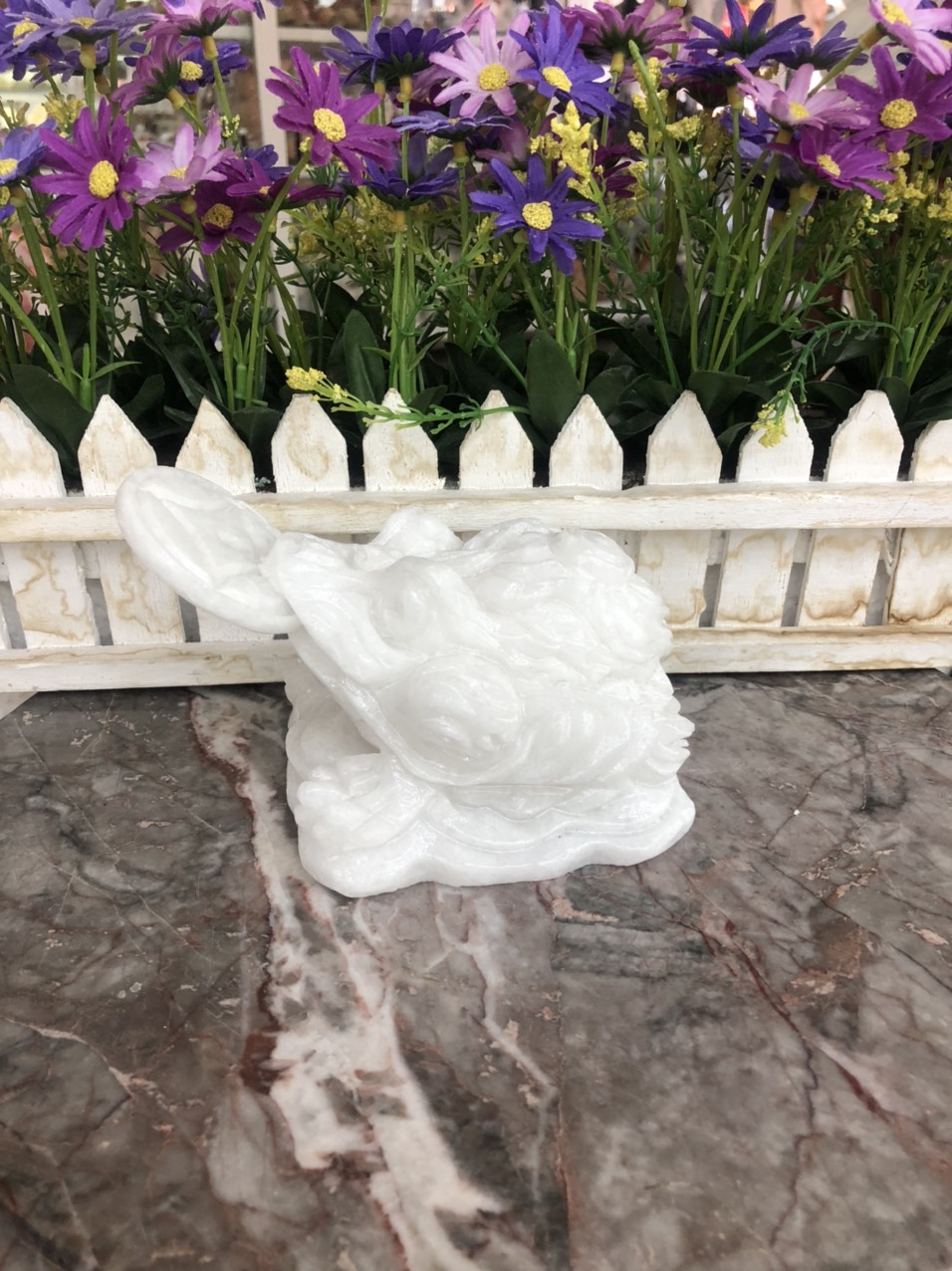 Feng Shui White Marble Money Frog, Lucky Money Toad Decorations, Ideal for Attracting Wealth