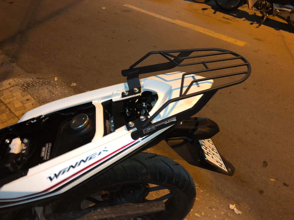 Cảng givi WINNER 150 EX150