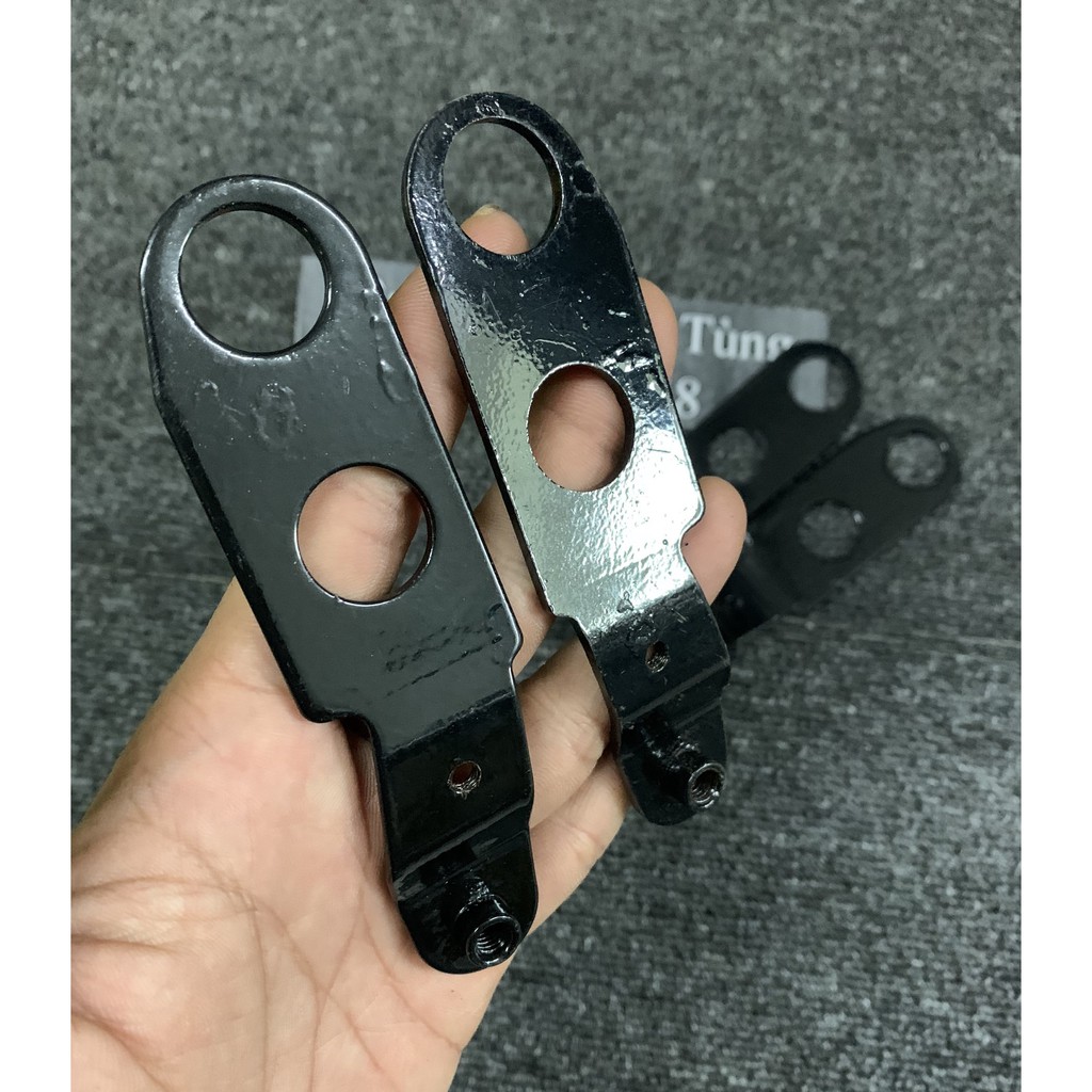 Bass/pát bợ đèn hậu xe Winner X