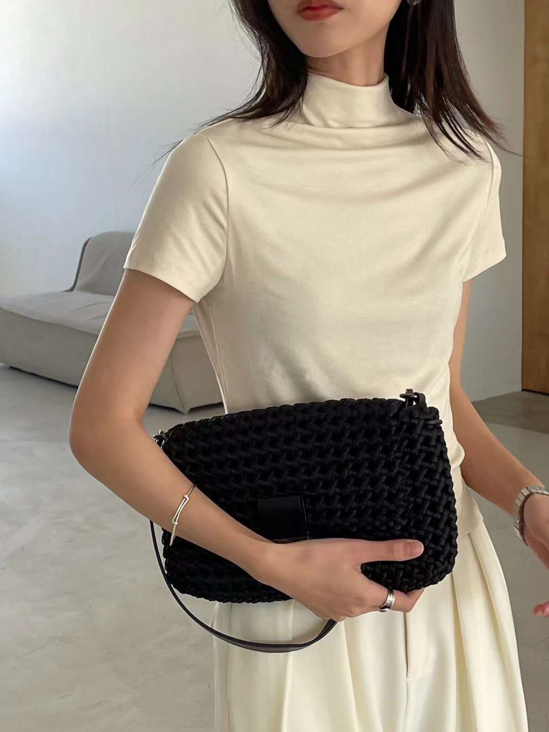 Áo phông cộc tay cổ lọ basic - 247StoreFashion - Ao83680