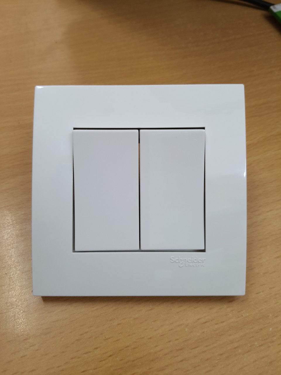 Công tắc đôi 2 chiều Vivace - Schneider