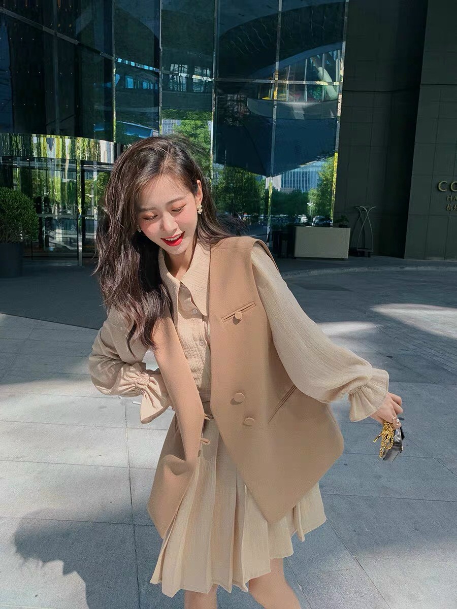 Set đầm sơmi kèm áo khoác gile