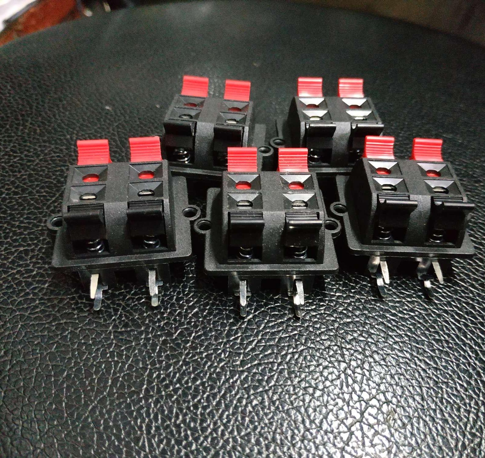 Cọc loa vuông bé - combo 5 cái