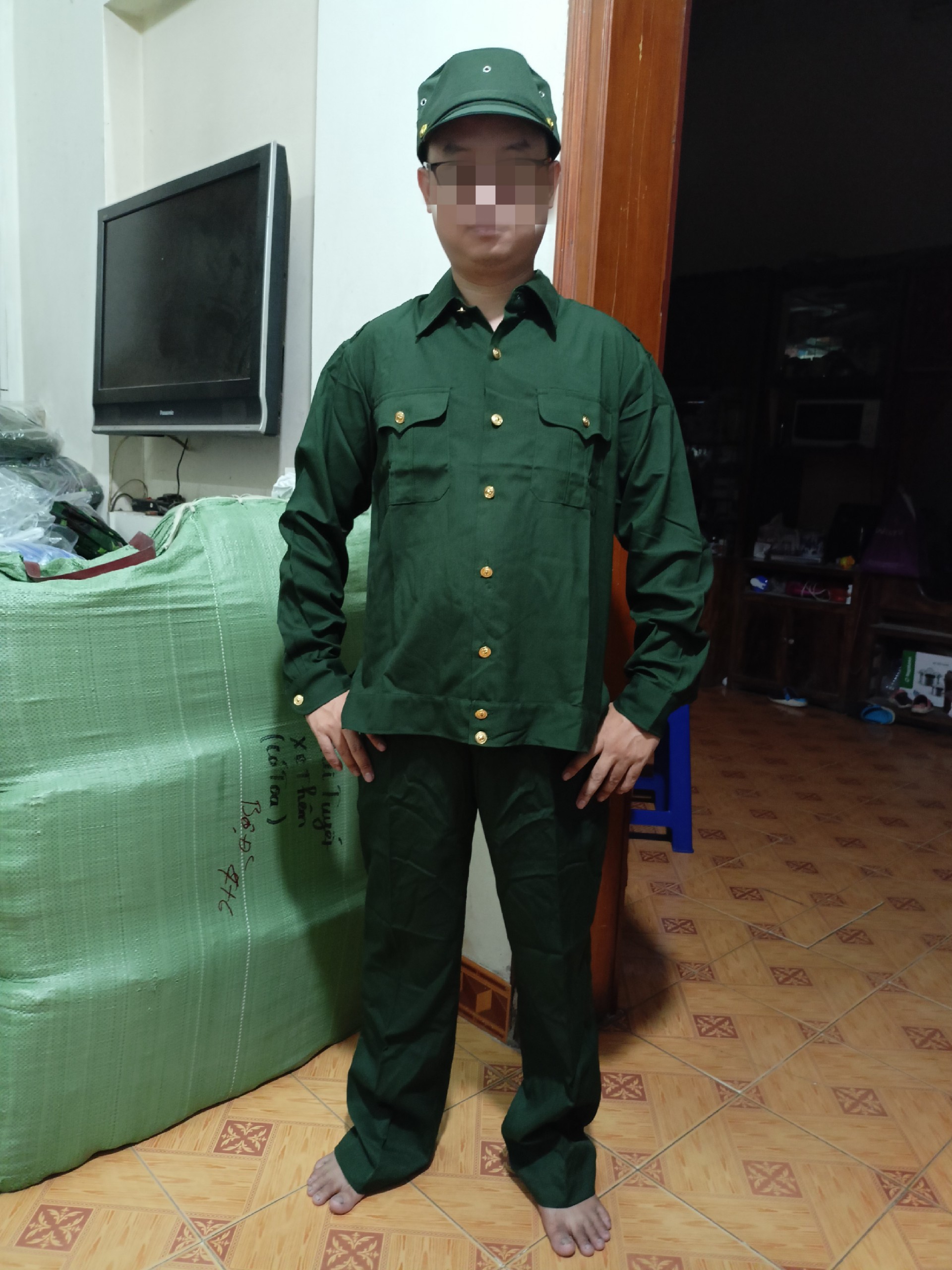 BỘ ĐŨI OLIU TRUNG NIEN