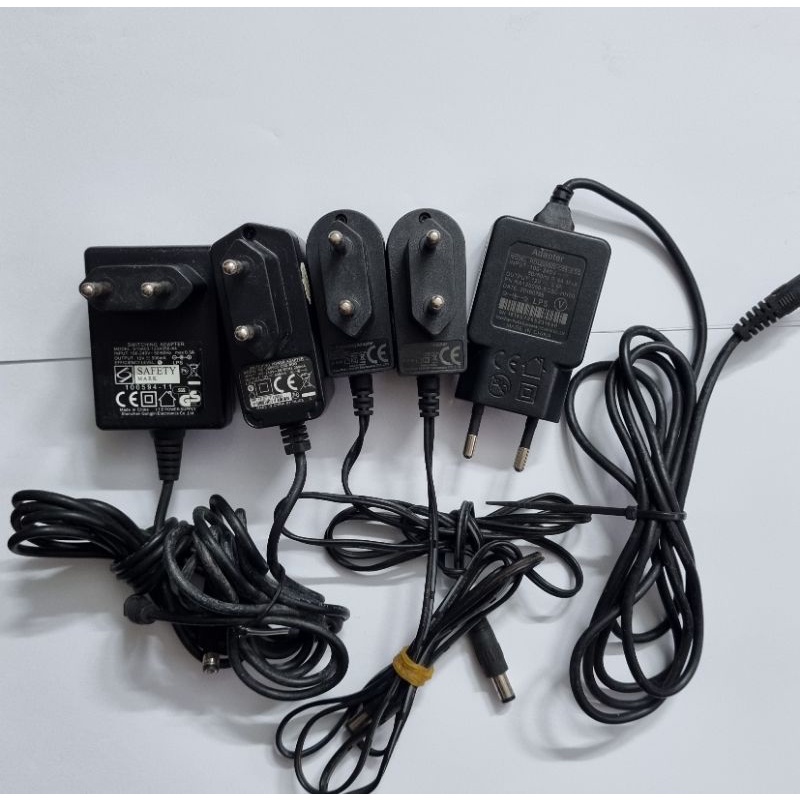 Apdapter 12V-0.5A(đã qua sử dụng)