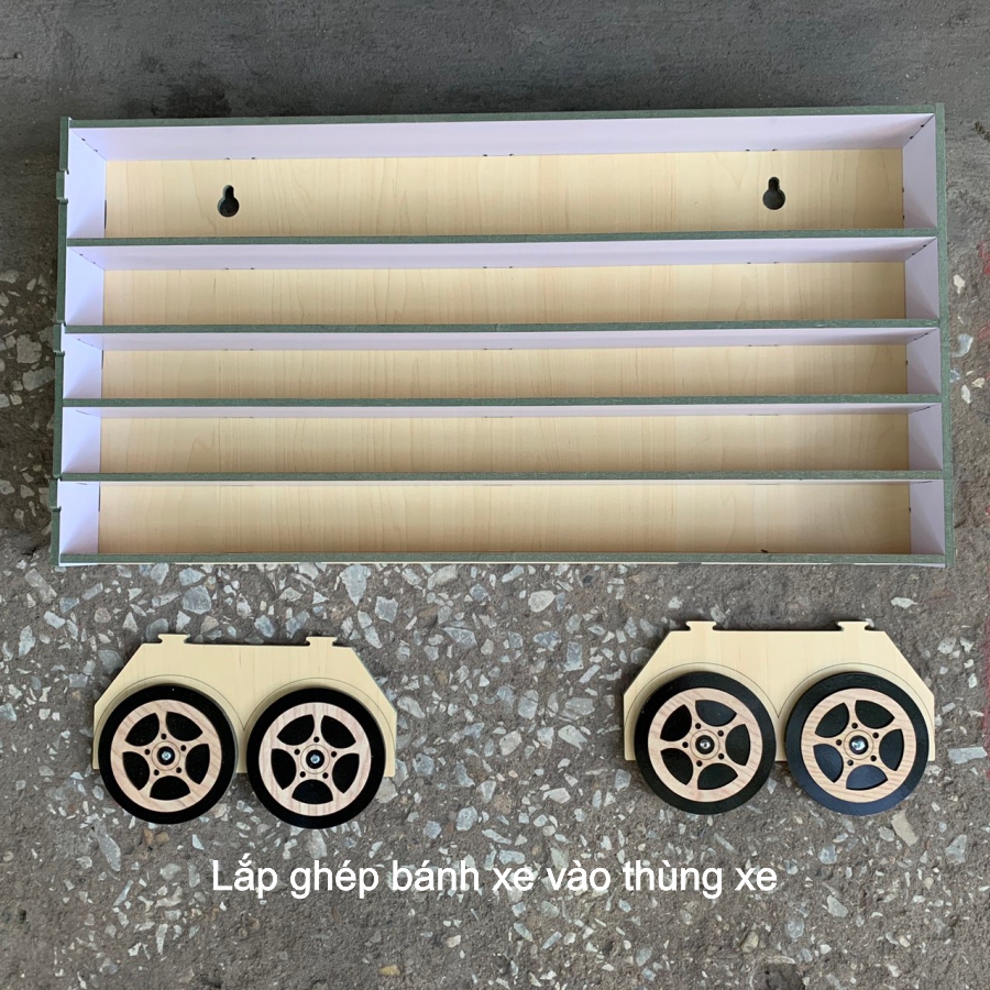 Thùng xe đồ chơi treo tường cho bé