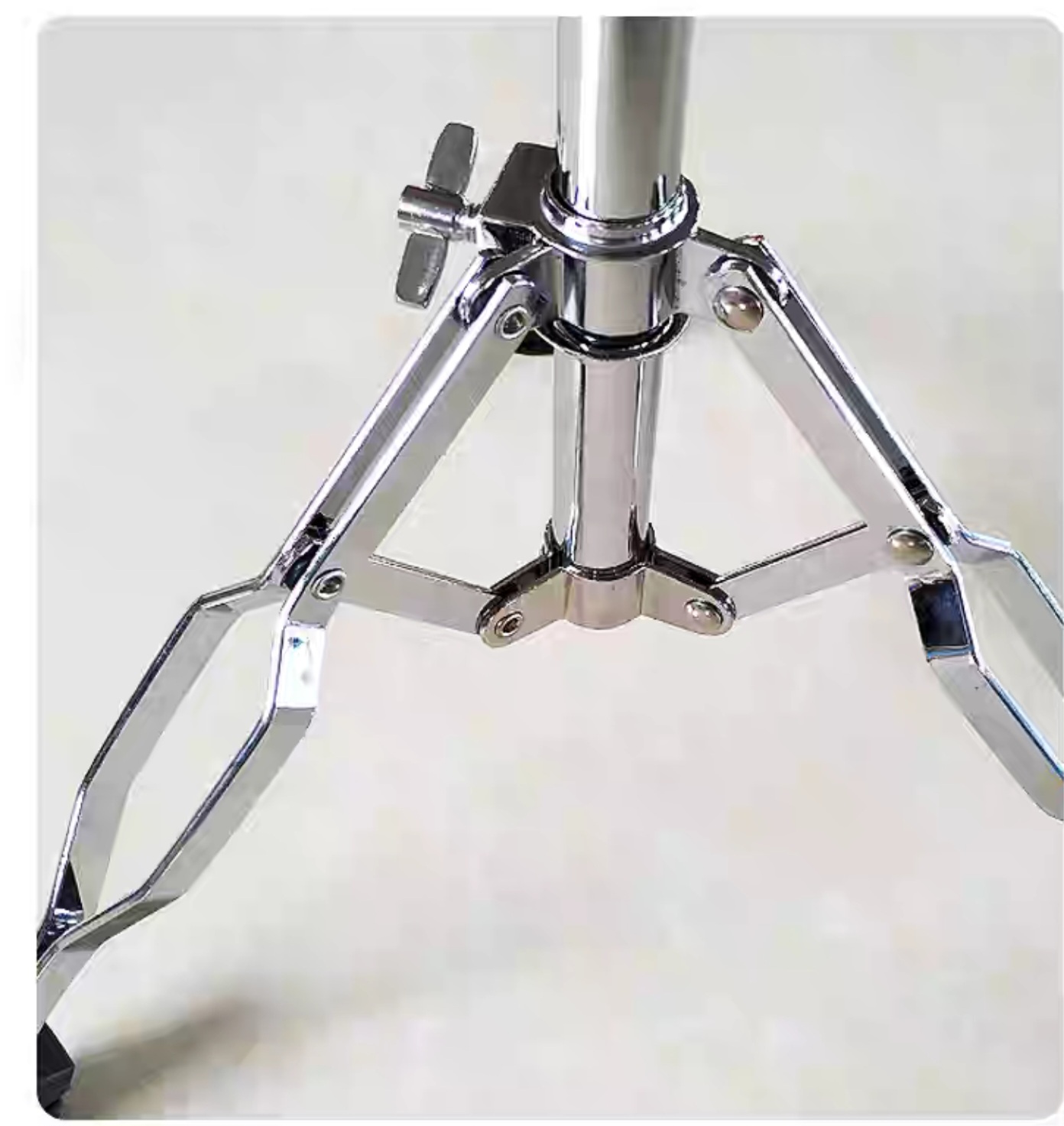 Chân trống Snare