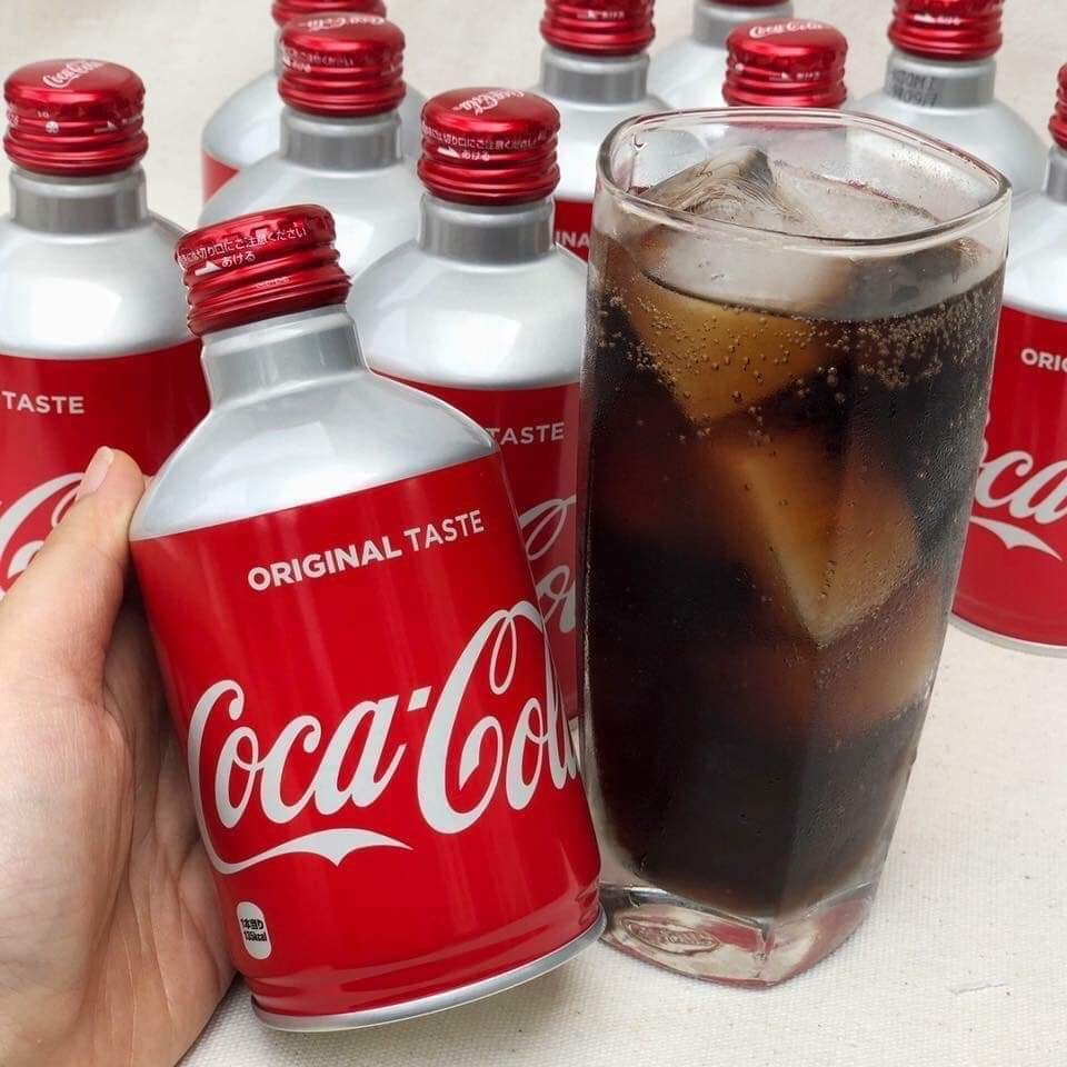 Chai Coca Nhật Nhôm Lùn Nắp Vặn 300ml