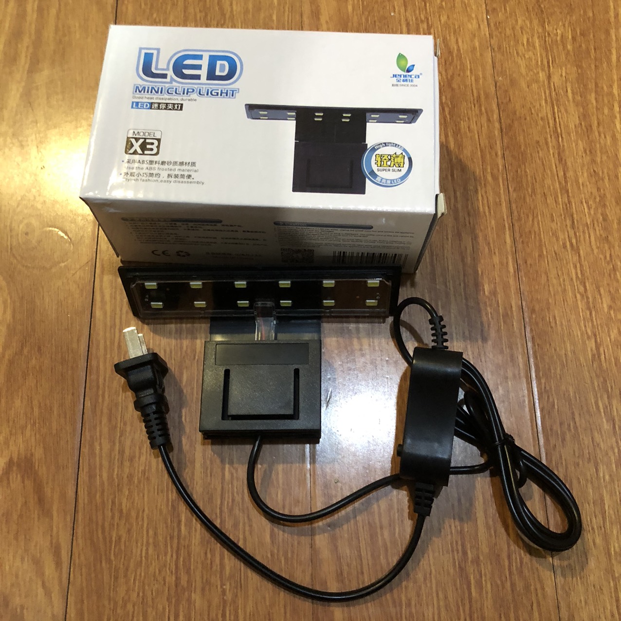 ĐÈN LED KẸP X3 MINI CHO BỂ CÁ CẢNH