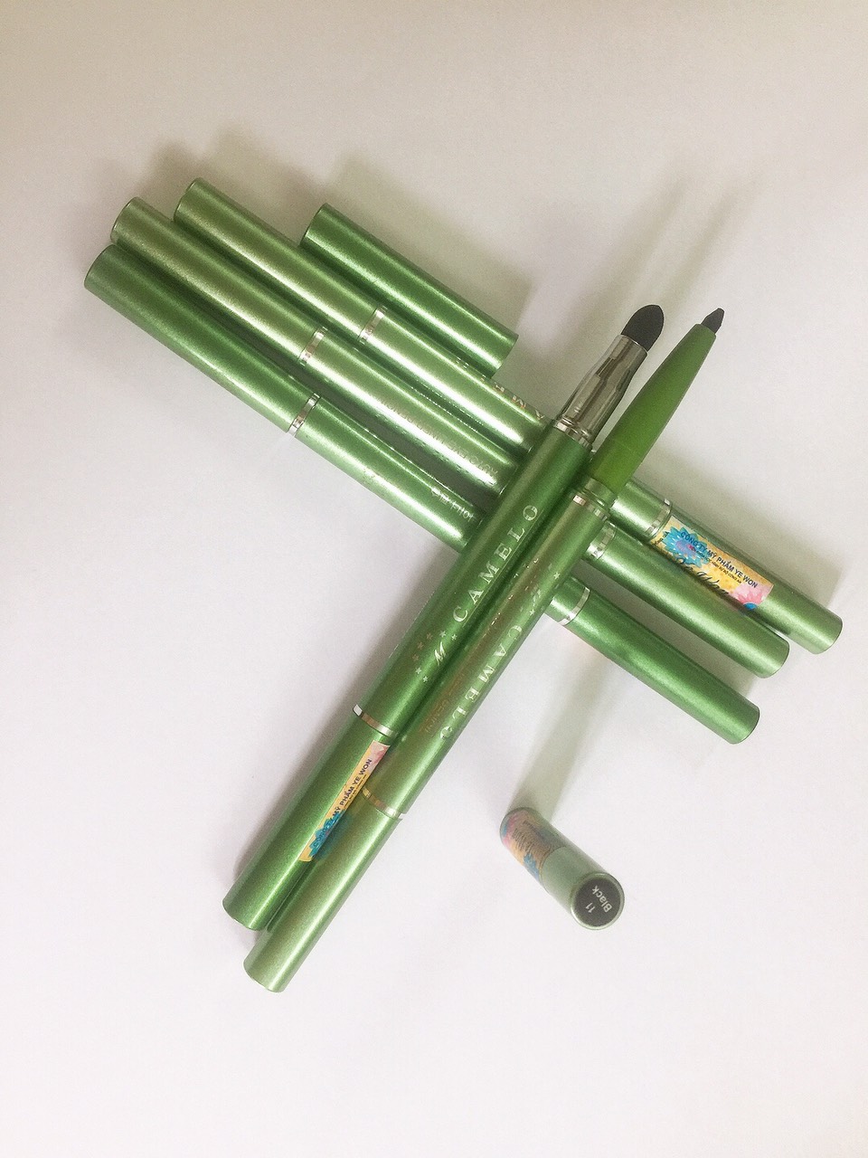 Chì kẻ mí vặn hai đầu Camelo Auto Eye Liner Pencil
