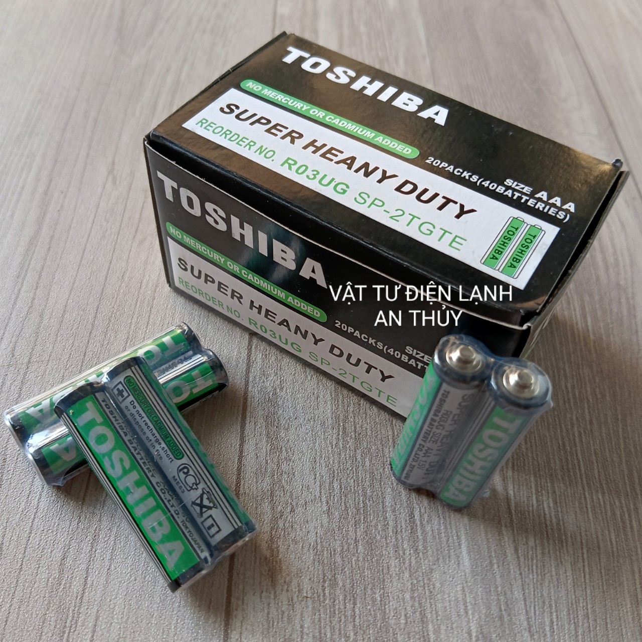 Pin remote máy lạnh toshiba -hộp 40 viên pin đũa aaa than toshiba loại rẻ dùng cho điều khiển điều hòa - tivi- đồ chơi