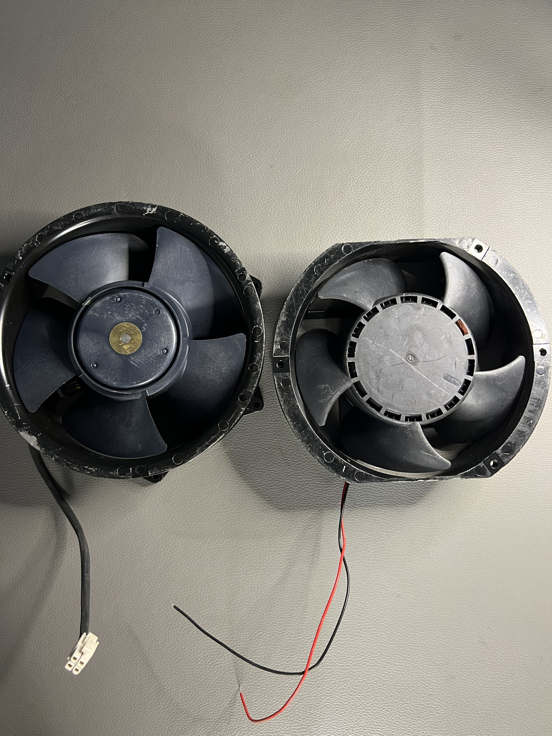 Quạt bãi ô tô 12v 24v
