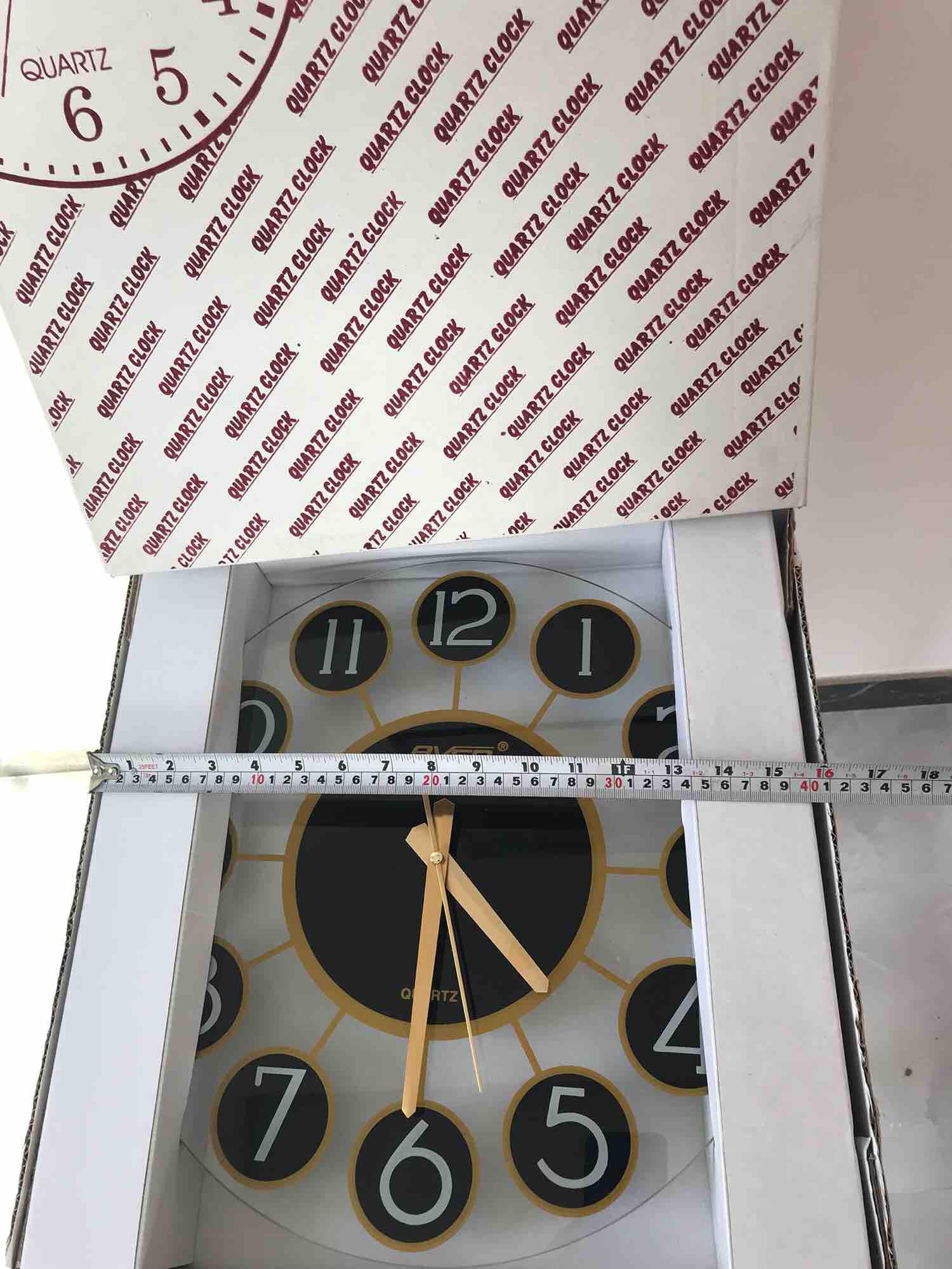 Đồng hồ treo tường