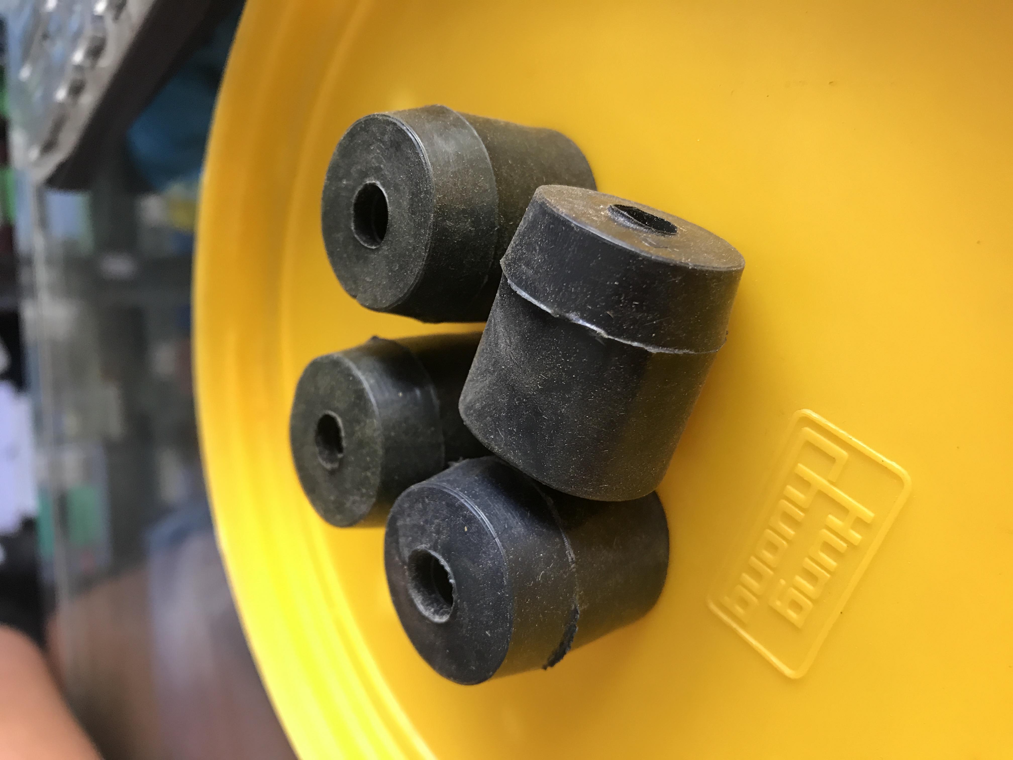 BỘ CAO SU KÊ CHỐNG RUNG MÁY VẮT SỔ SIRUBA VÀ PEGASUS